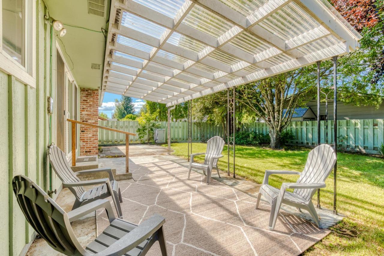 Machouse Villa McMinnville Exterior photo