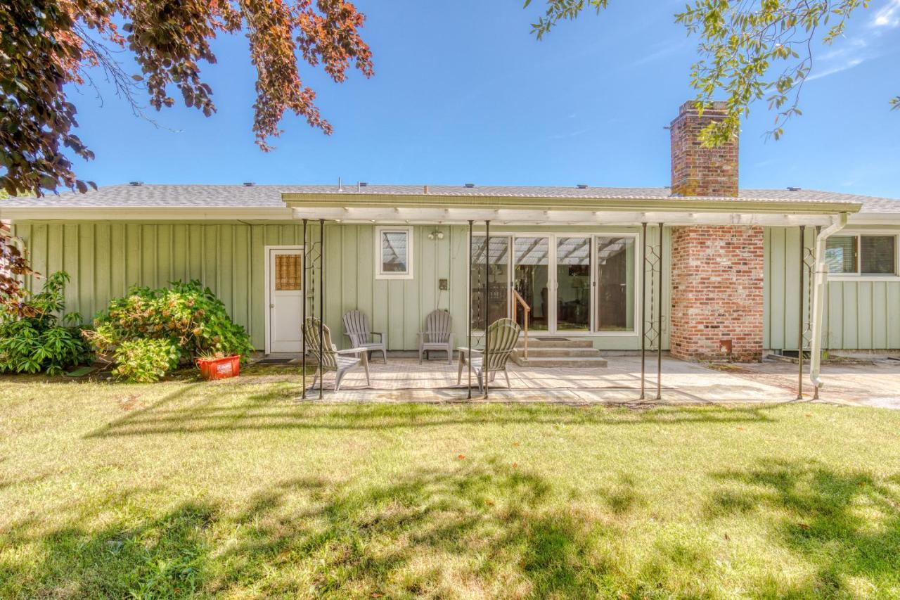 Machouse Villa McMinnville Exterior photo